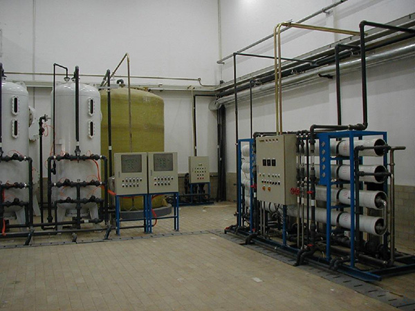 電力鍋爐補給水超純水設(shè)備